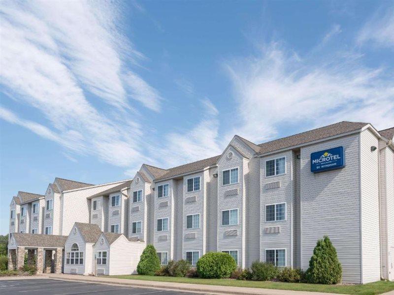 Microtel Inn & Suites By Wyndham Rice Lake Exterior photo